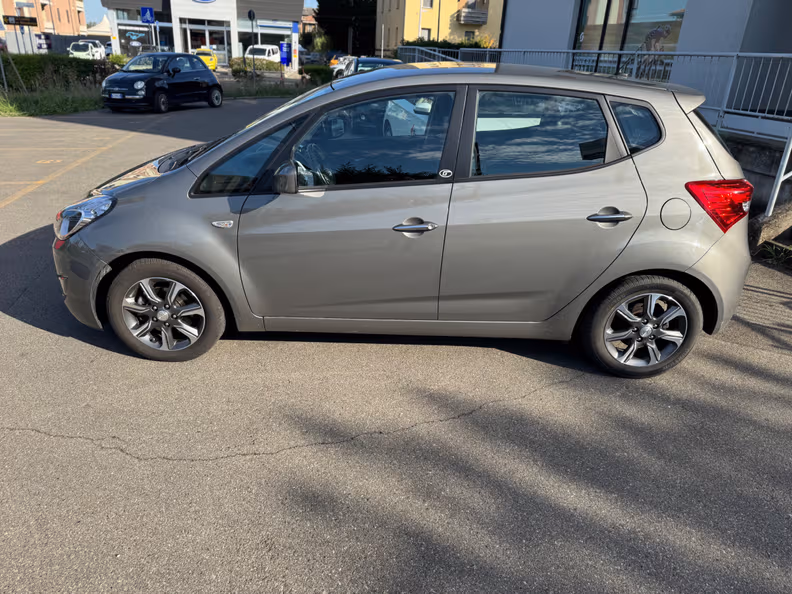 Hyundai ix20 - 2