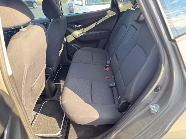 Hyundai ix20 - 21