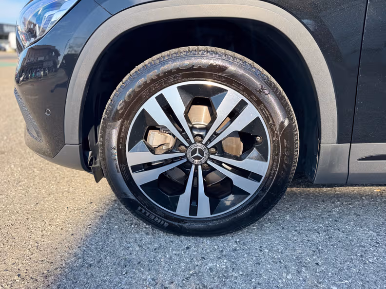 Mercedes-Benz GLA-Class - 10