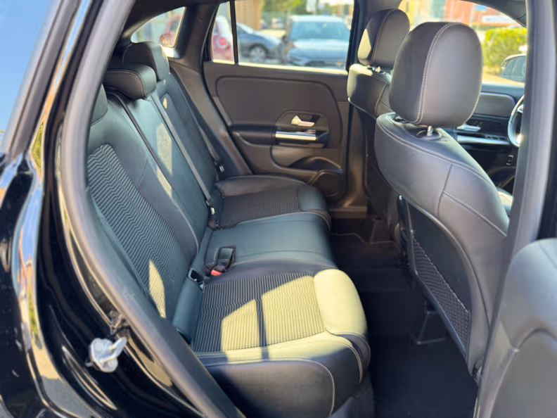Mercedes-Benz GLA-Class - 24