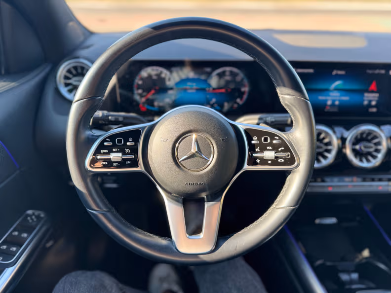 Mercedes-Benz GLA-Class - 16