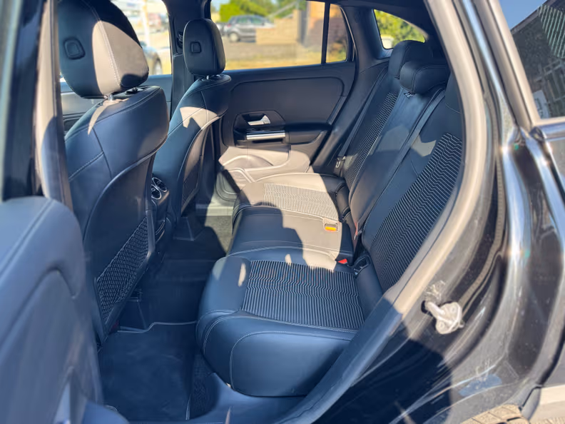 Mercedes-Benz GLA-Class - 23