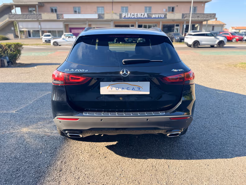 Mercedes-Benz GLA-Class - 4