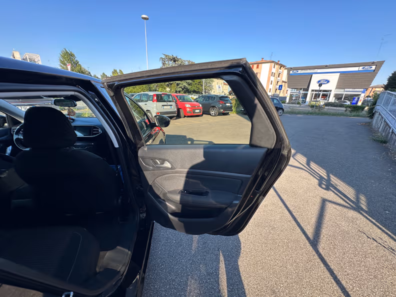 Peugeot 308 - 23