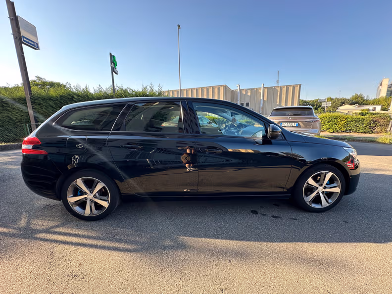 Peugeot 308 - 5