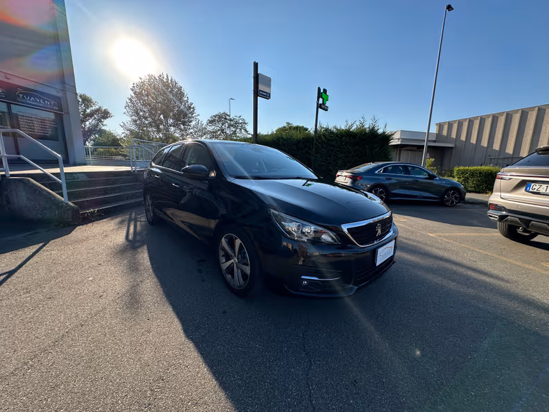 Peugeot 308 - 6