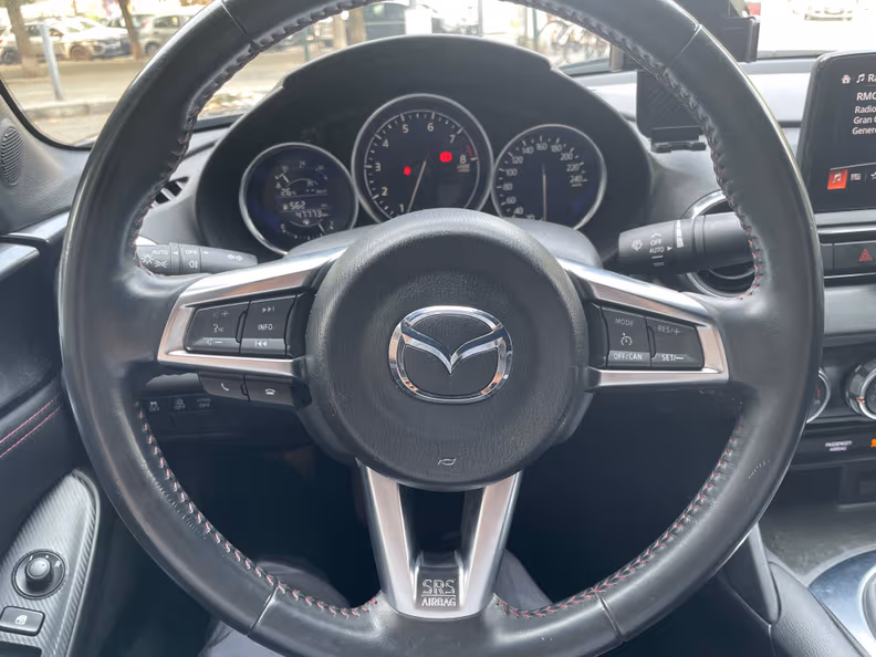 Mazda MX-5 - 10