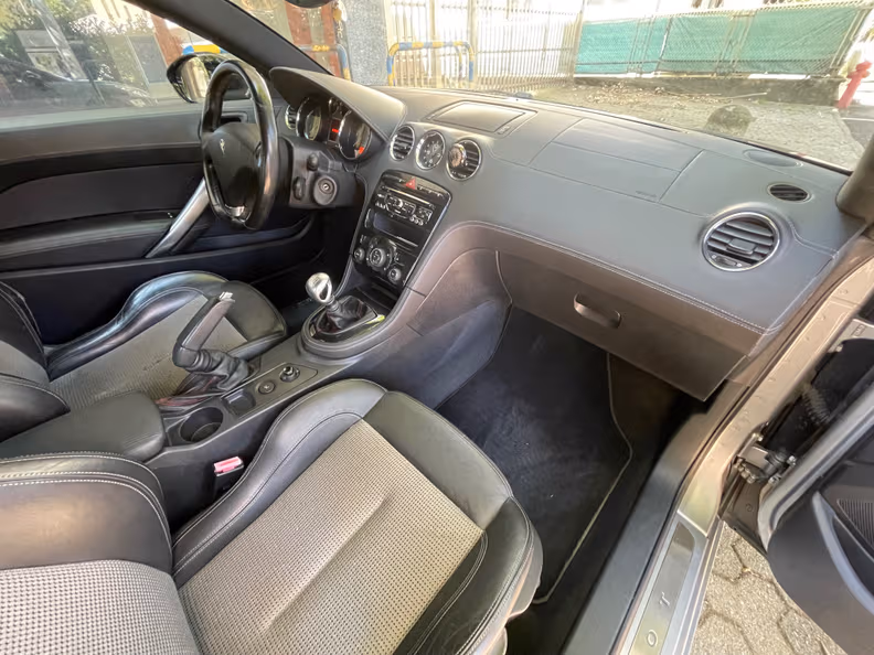 Peugeot RCZ - 23