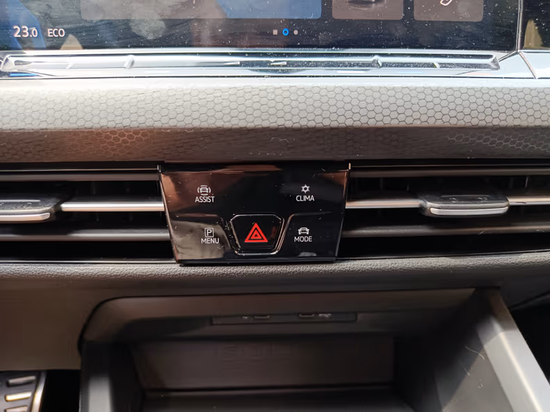 Volkswagen Golf - 14