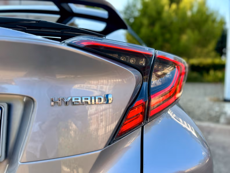 Toyota C-HR - 13