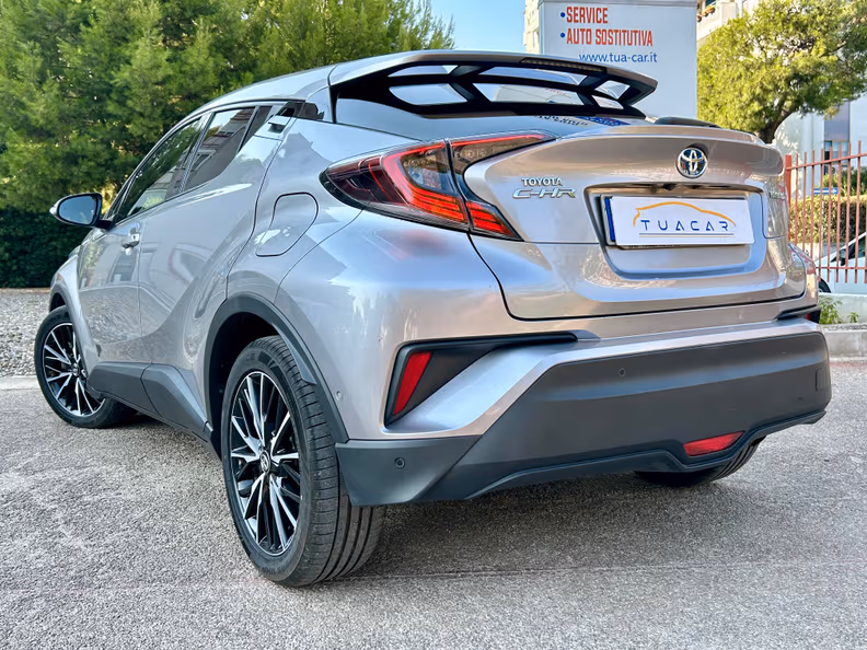 Toyota C-HR - 8