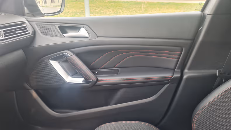 Peugeot 308 - 36