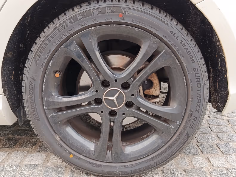 Mercedes-Benz A-Class - 43