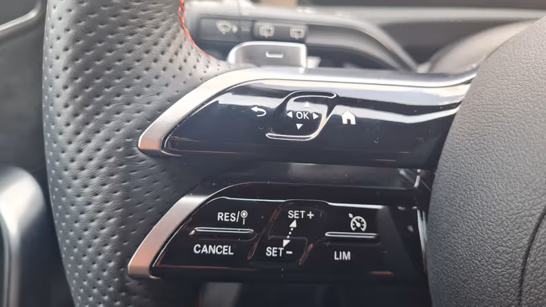 Mercedes-Benz CLA-Class - 40