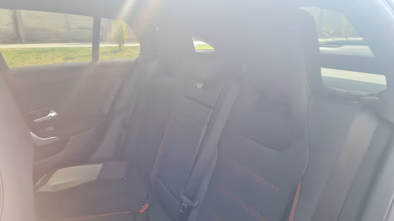 Mercedes-Benz CLA-Class - 30