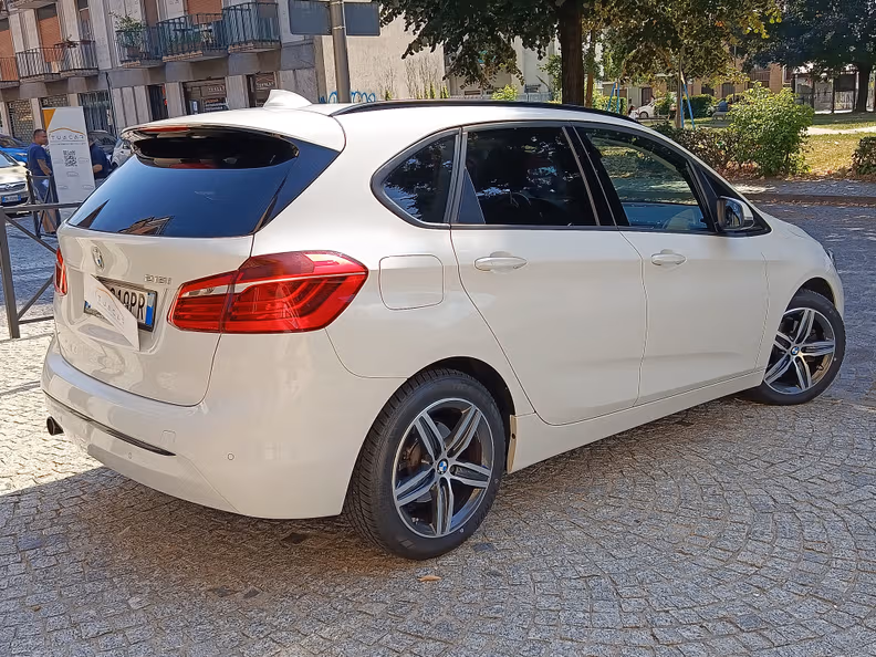 BMW 2 series - 5