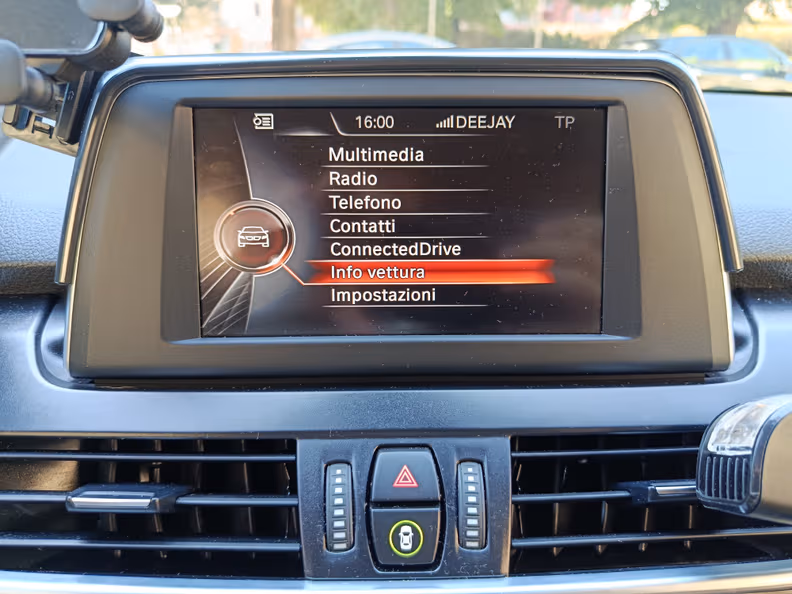 BMW 2 series - 16