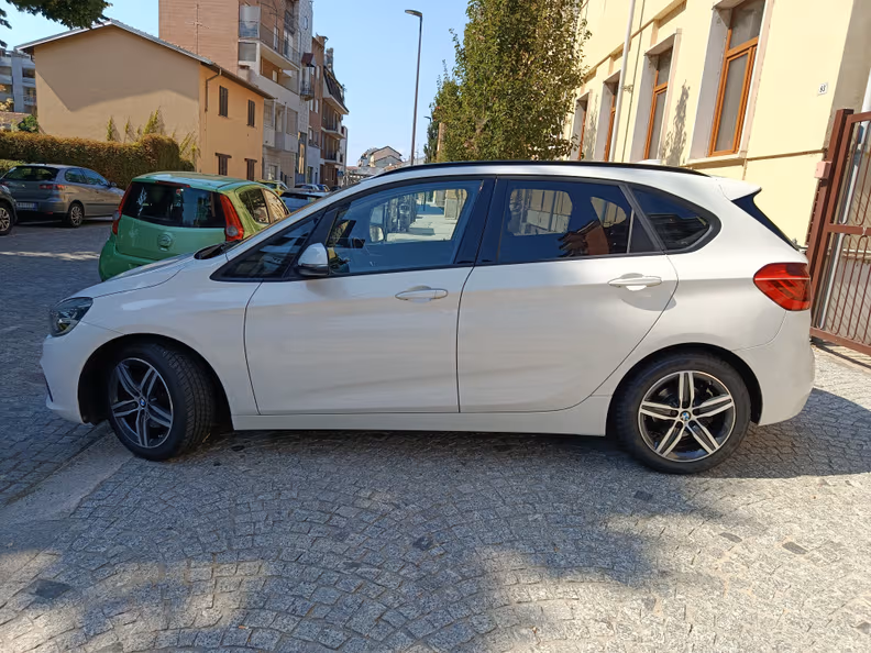 BMW 2 series - 8