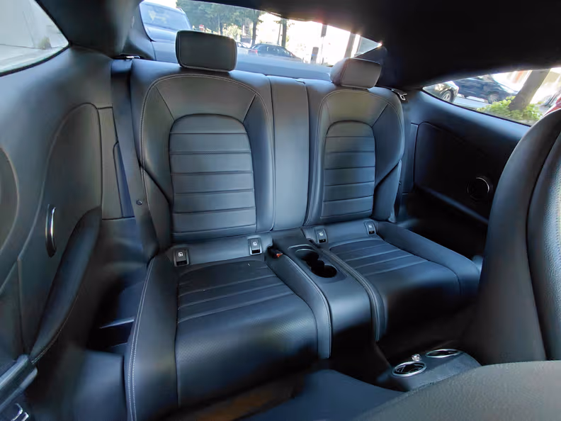 Mercedes-Benz C-Class - 12
