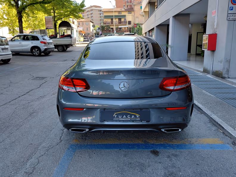 Mercedes-Benz C-Class - 23