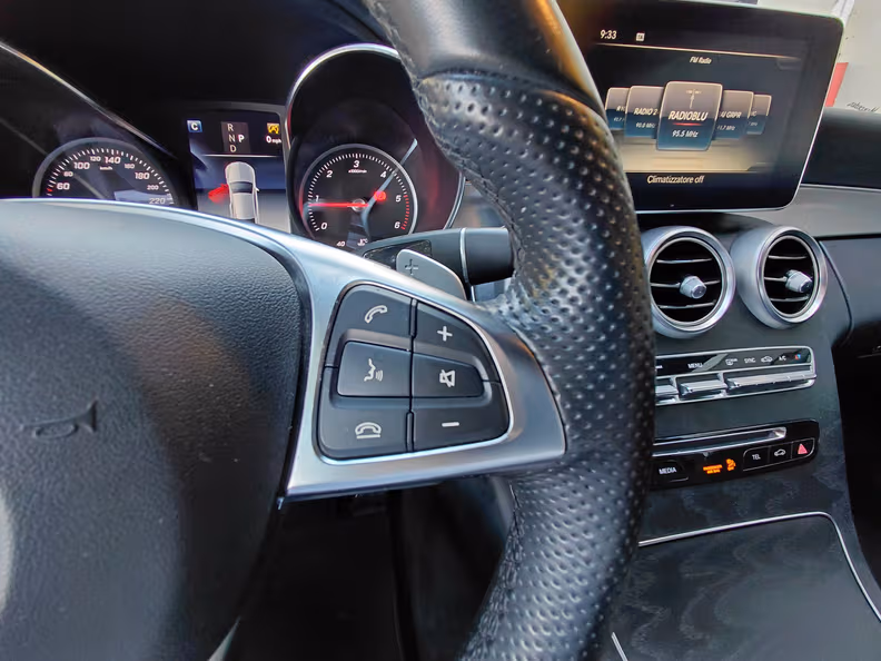 Mercedes-Benz C-Class - 16