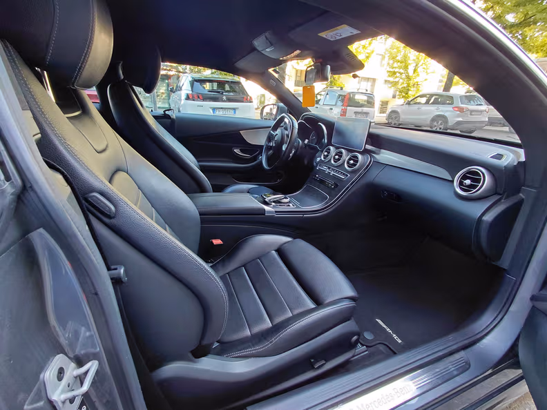 Mercedes-Benz C-Class - 10
