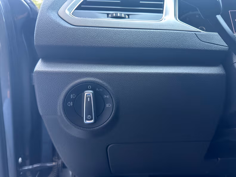 Volkswagen T-ROC - 22