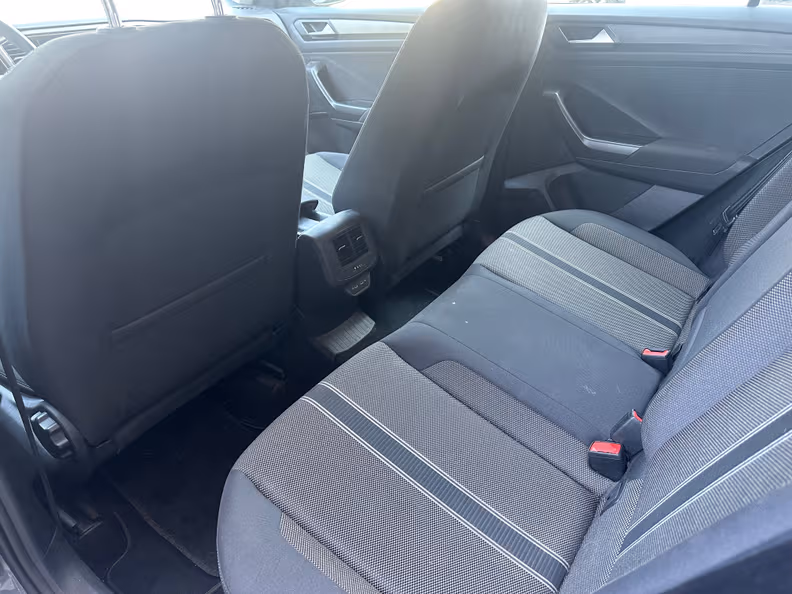 Volkswagen T-ROC - 29