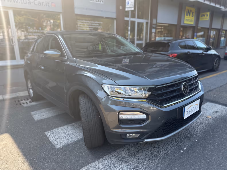 Volkswagen T-ROC - 3