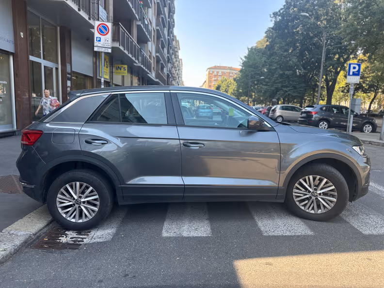 Volkswagen T-ROC - 4