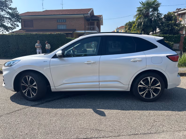 Ford Kuga - 8