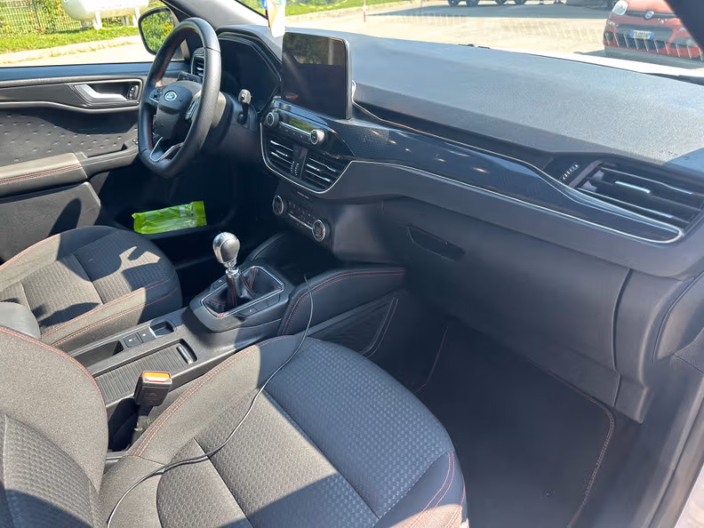 Ford Kuga - 14