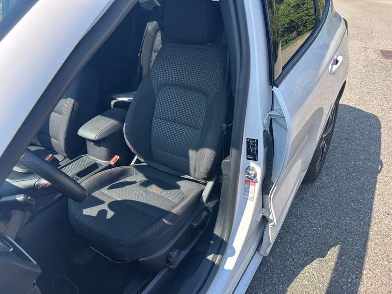 Ford Kuga - 27