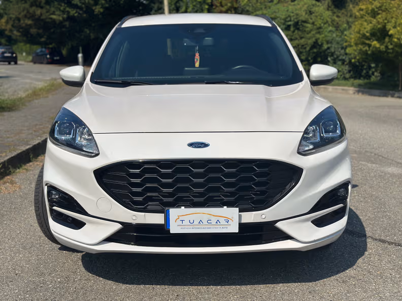 Ford Kuga - 2