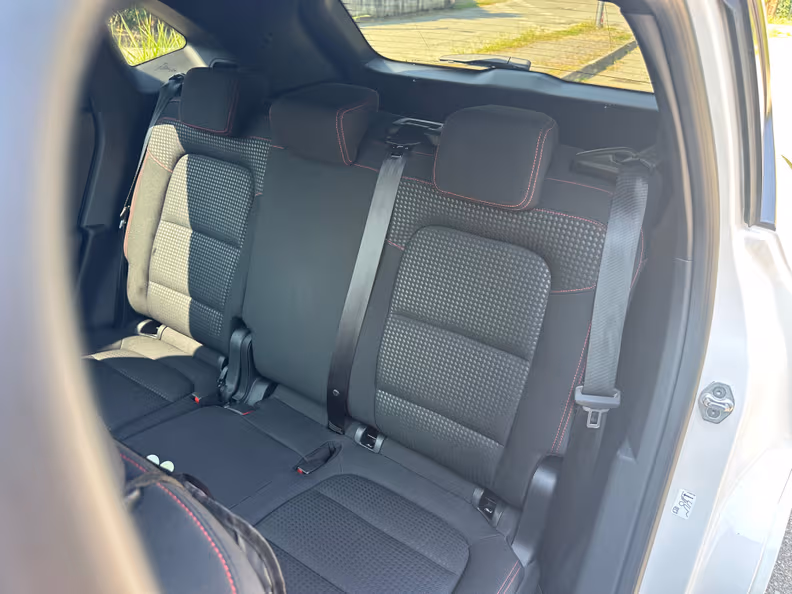 Ford Kuga - 32