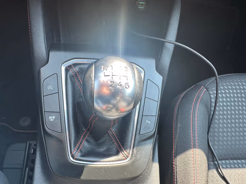 Ford Kuga - 22