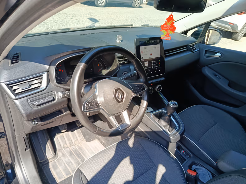 Renault Clio - 12