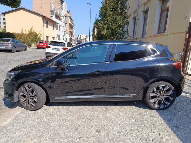 Renault Clio - 8