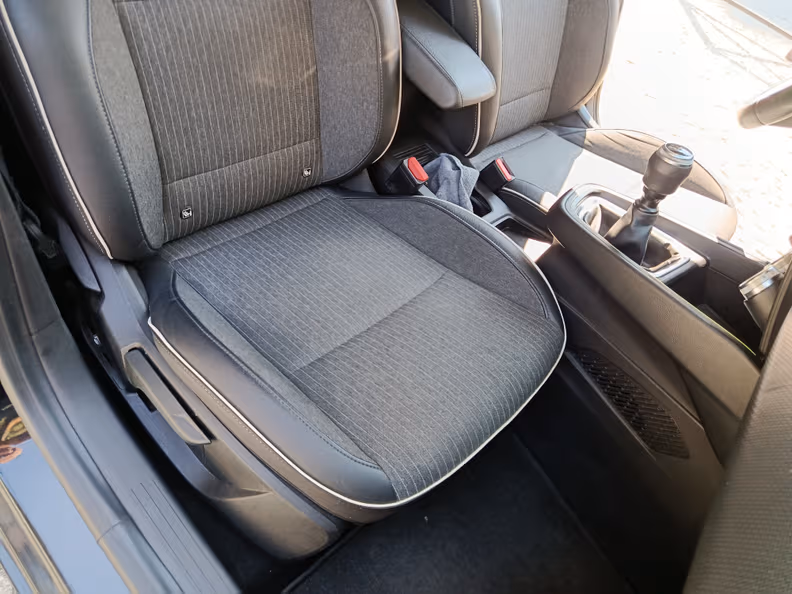 Renault Clio - 23
