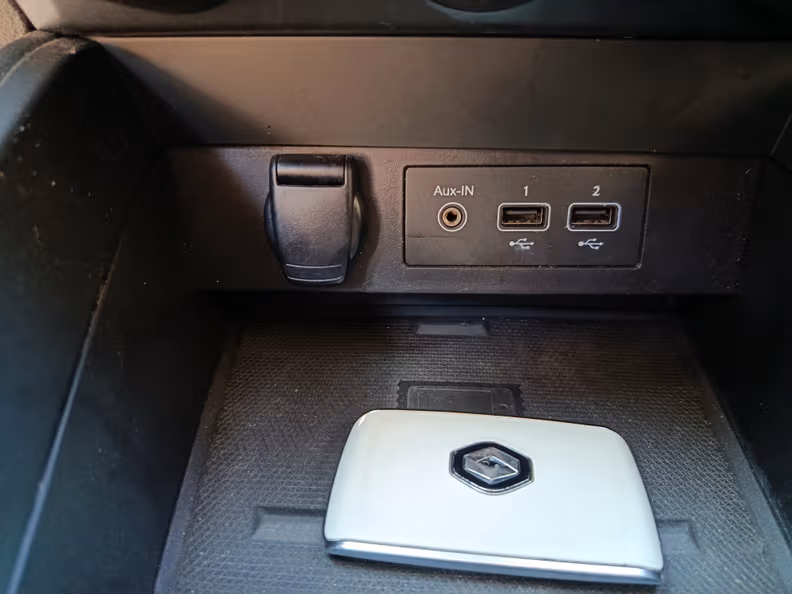Renault Clio - 19