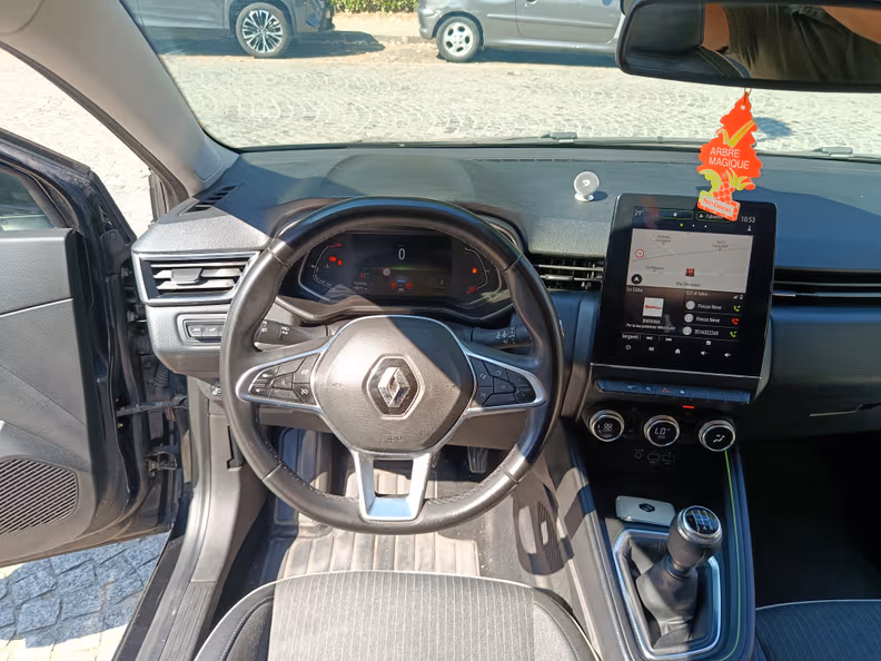 Renault Clio - 30