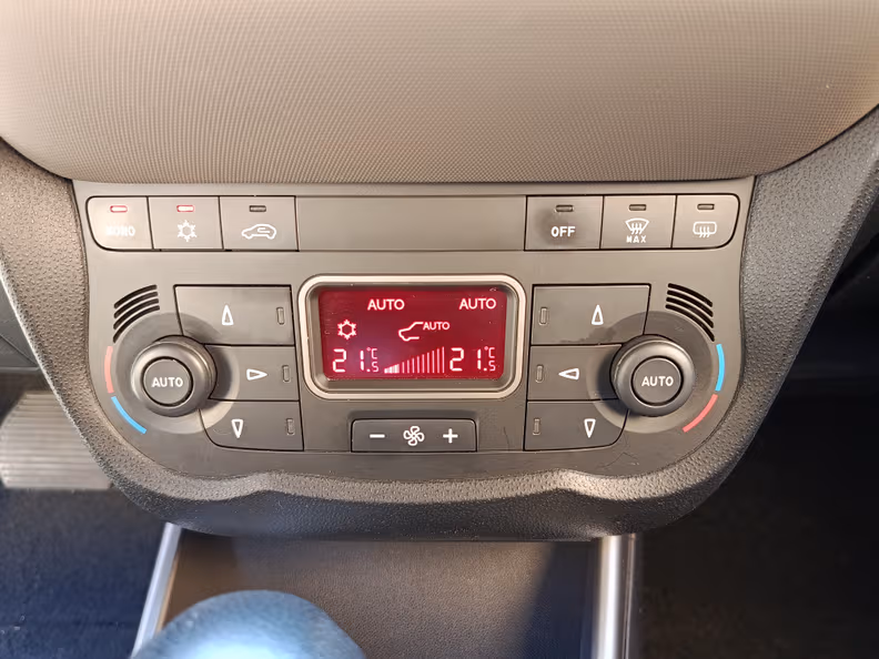 Alfa Romeo MiTo - 17