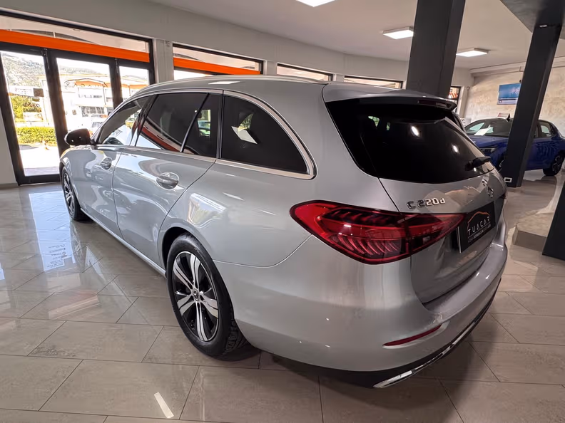 Mercedes-Benz C-Class - 5
