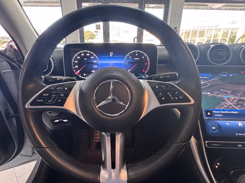 Mercedes-Benz C-Class - 15