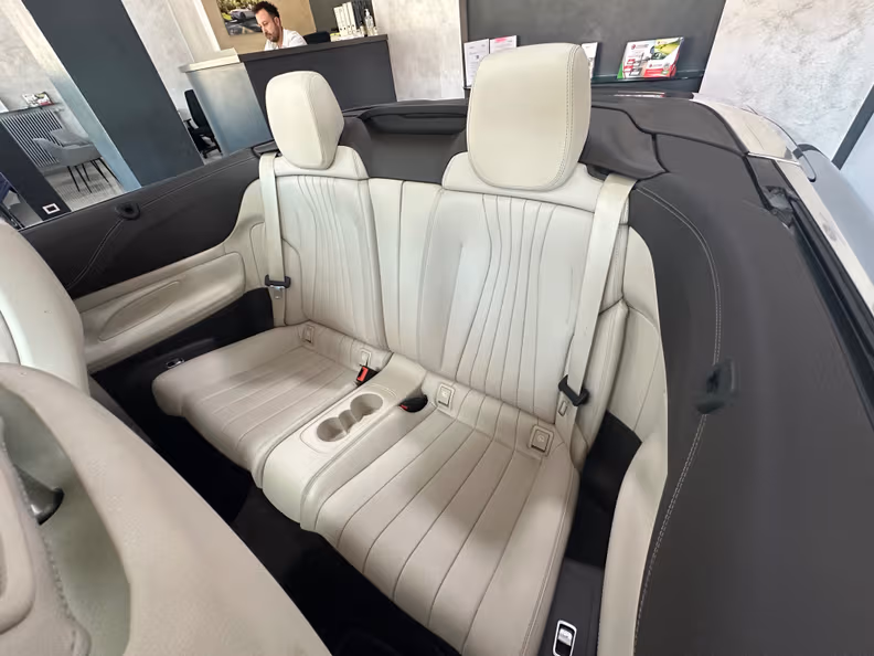 Mercedes-Benz E-Class - 15