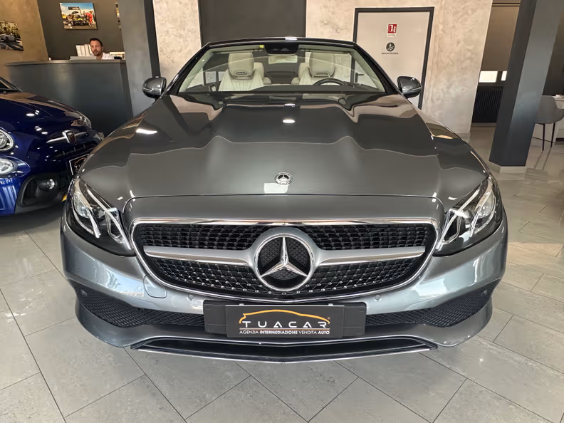 Mercedes-Benz E-Class - 8