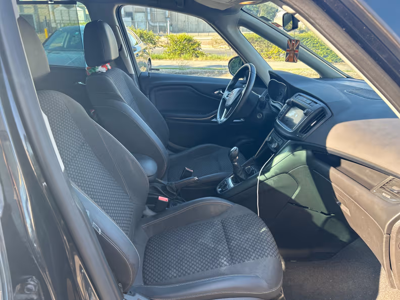 Opel Zafira / Zafira Life - 22