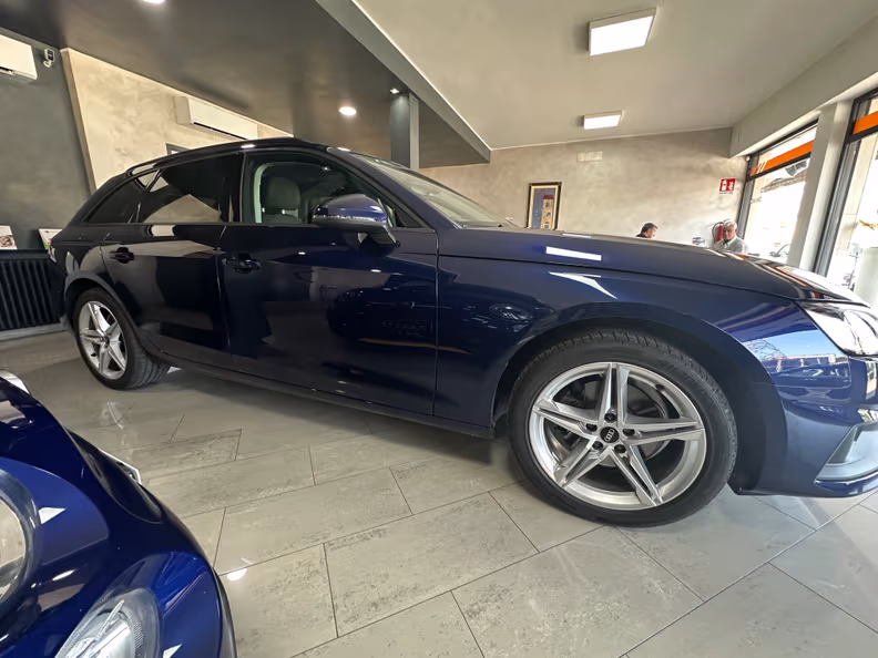 Audi A4 - 6