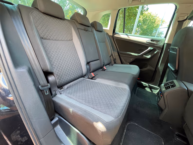 Volkswagen Tiguan - 24