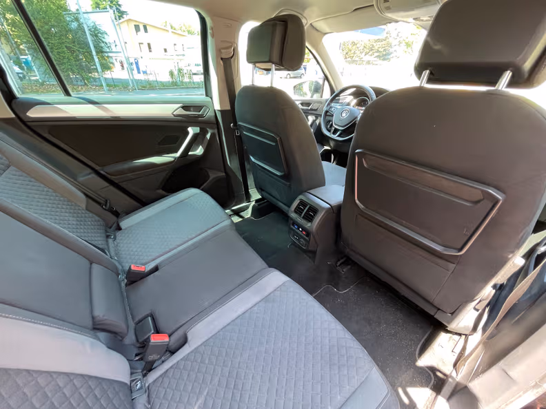 Volkswagen Tiguan - 26